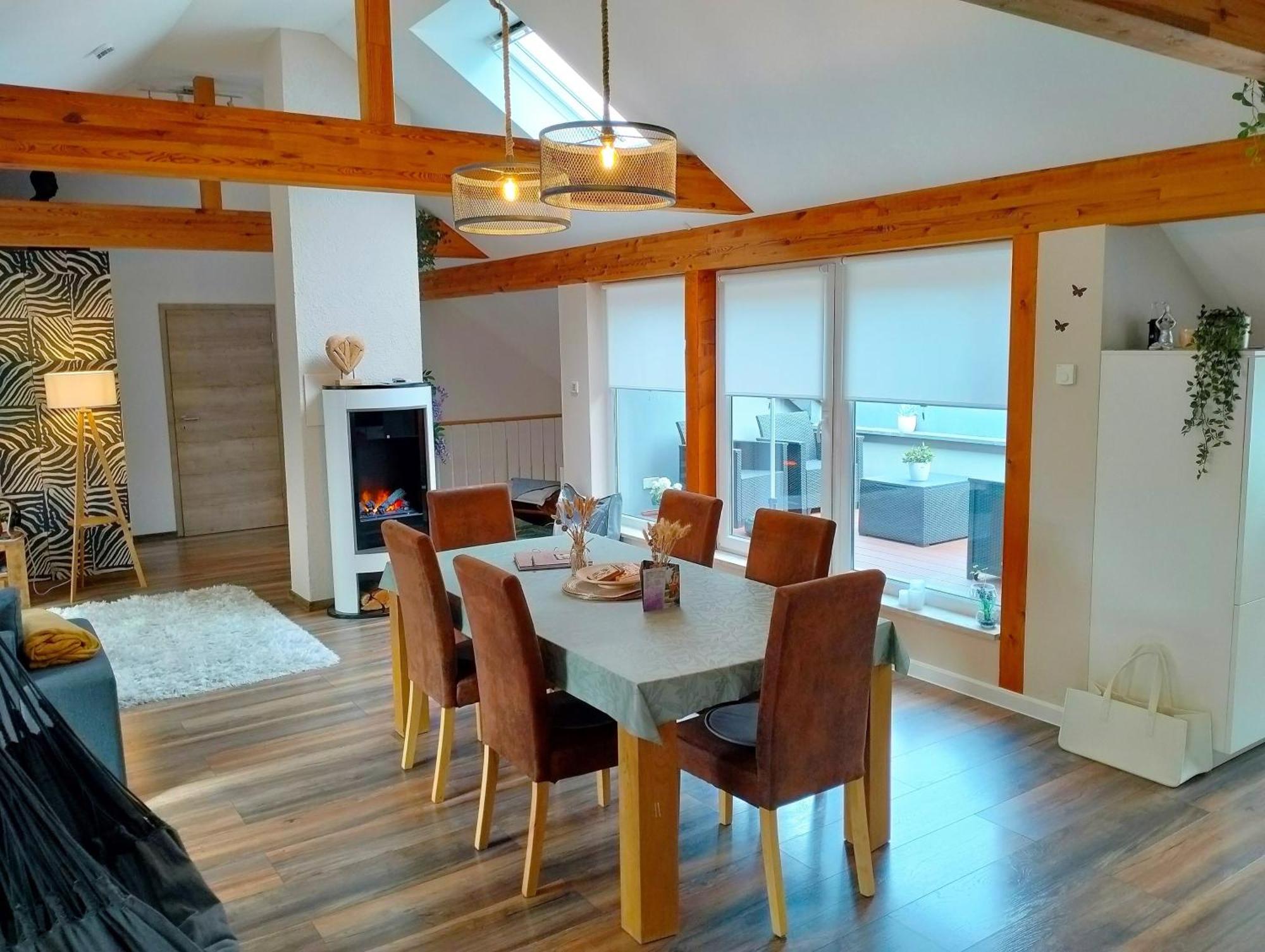 Apartamento Am Waldesrand: Garden Retreat With Family-friendly Amenities